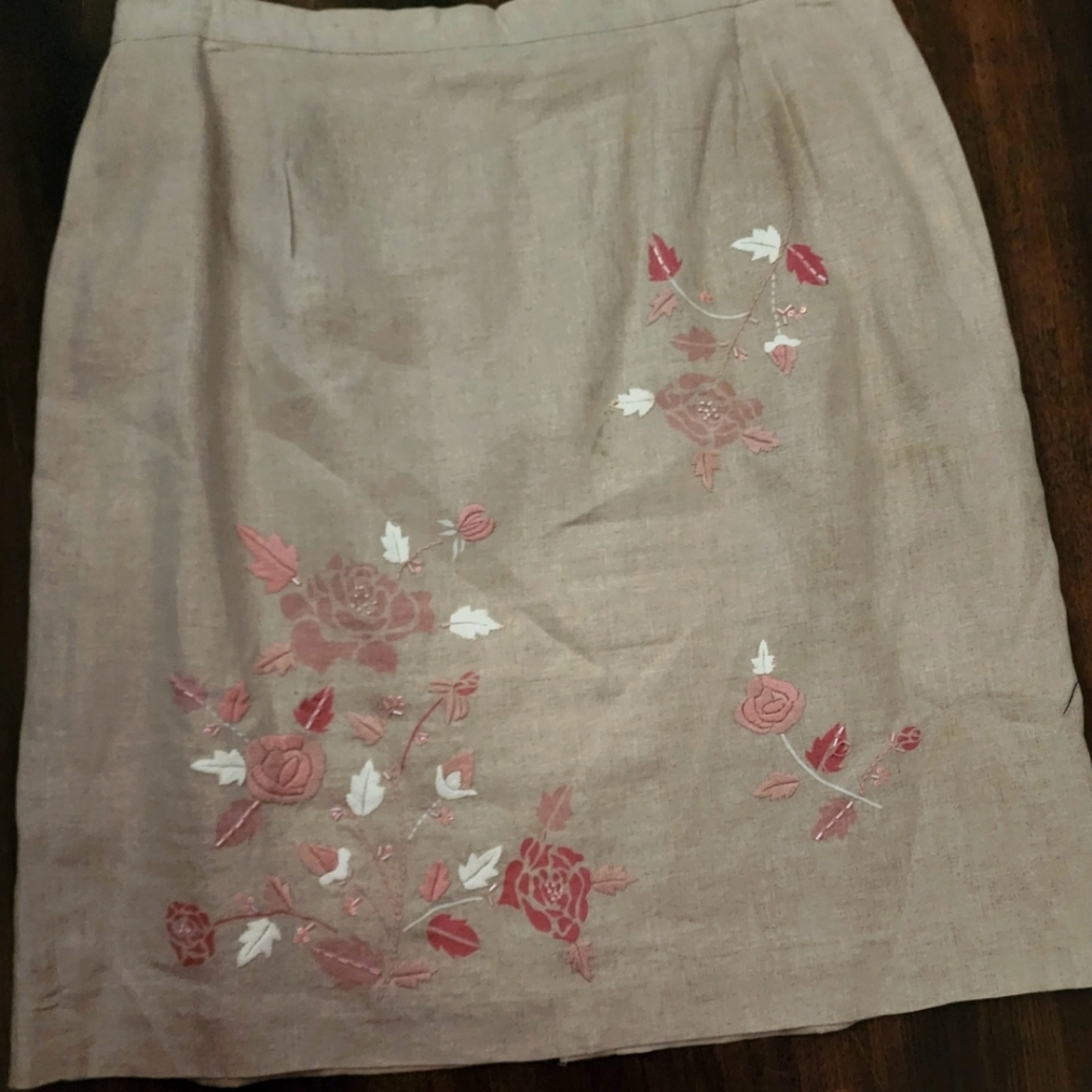 Linen, lined, embroidered SKIRT
